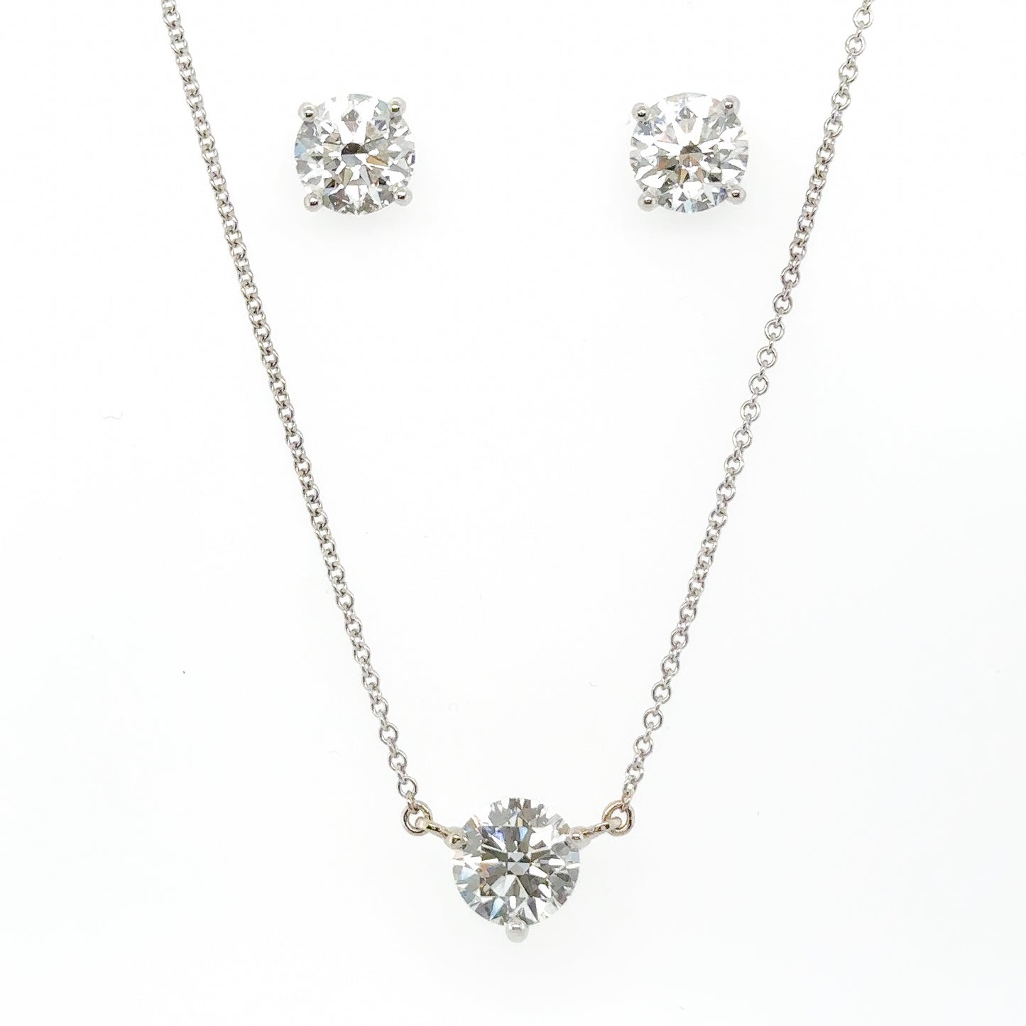 Lab Grown Diamond Solitaire Pendant Necklace